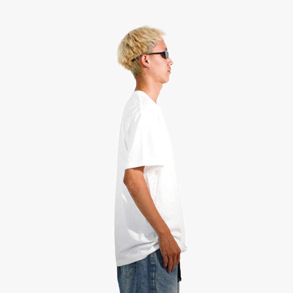 เสื้อพร้อมสำหรับงานผลิต